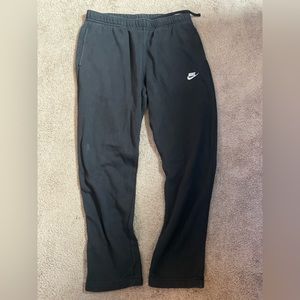 Black Nike sweatpants - Size large